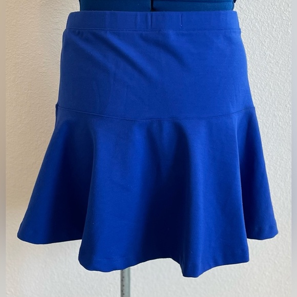 Old Navy Stretch material/waist band Mini Skirt - Picture 3 of 7